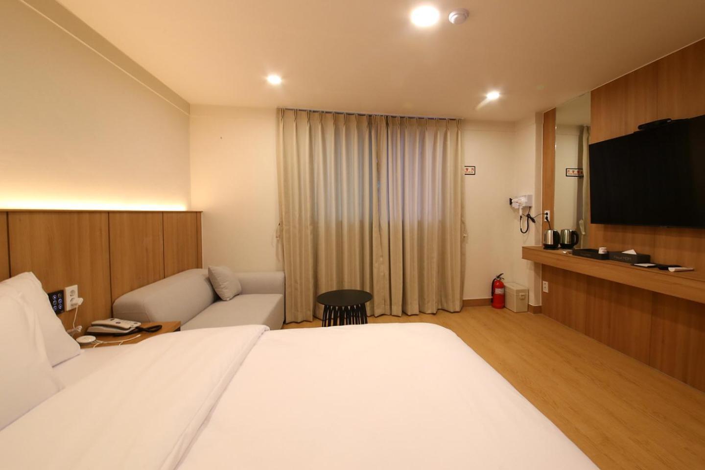 Mgm Hotel Kangrung Kültér fotó