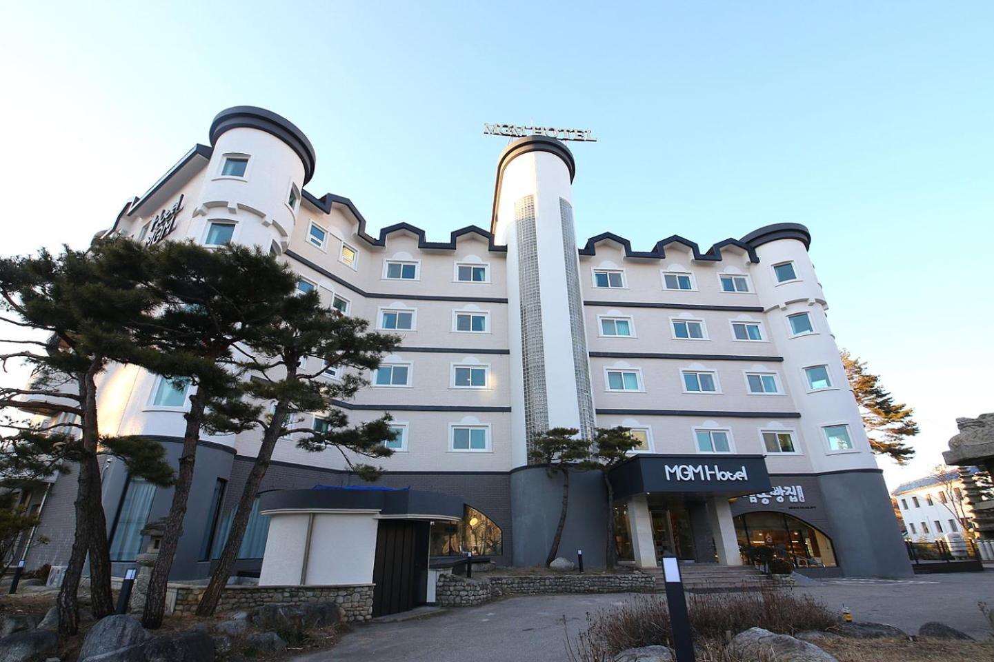 Mgm Hotel Kangrung Kültér fotó