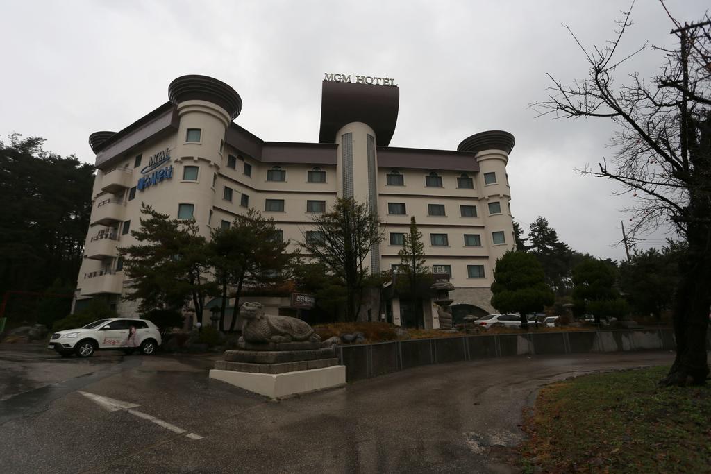 Mgm Hotel Kangrung Kültér fotó